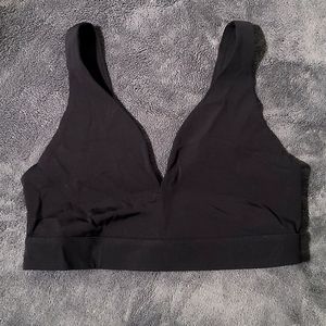 Old Navy Black V-Neck Bralette Size M